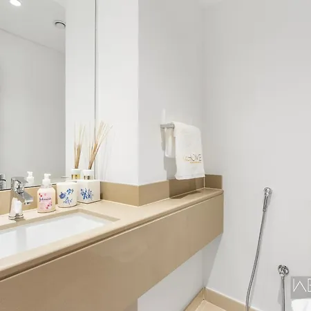 Welhome - Apt Close To Yas Waterworld And Ferrari Circuits Abou Dabi Extérieur photo