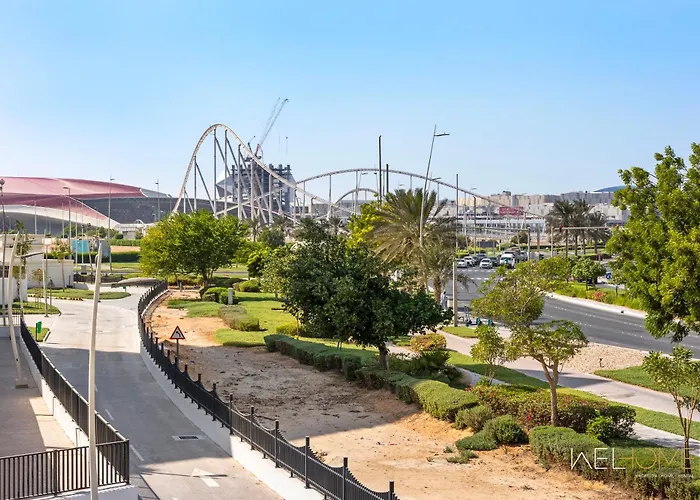 Welhome - Apt Close To Yas Waterworld And Ferrari Circuits