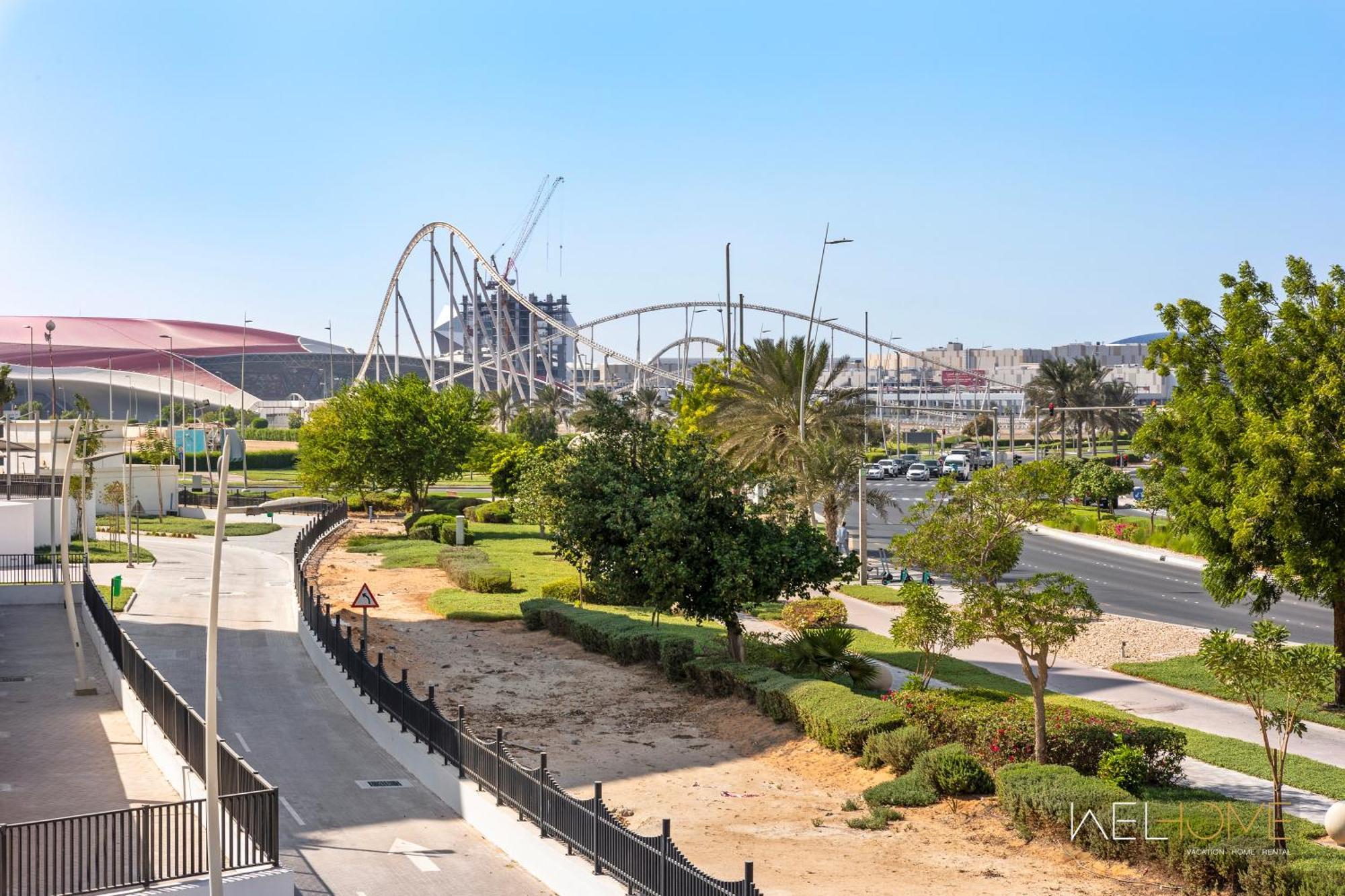 Apartment Welhome - Close To Yas Waterworld And Ferrari Circuits